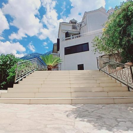 מאקרסקה Apartmani Kike מראה חיצוני תמונה