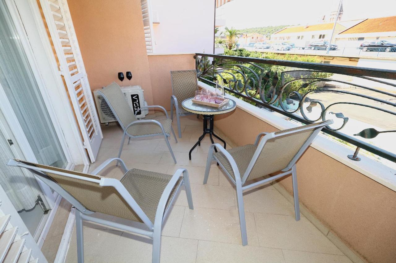 מאקרסקה Apartmani Kike מראה חיצוני תמונה