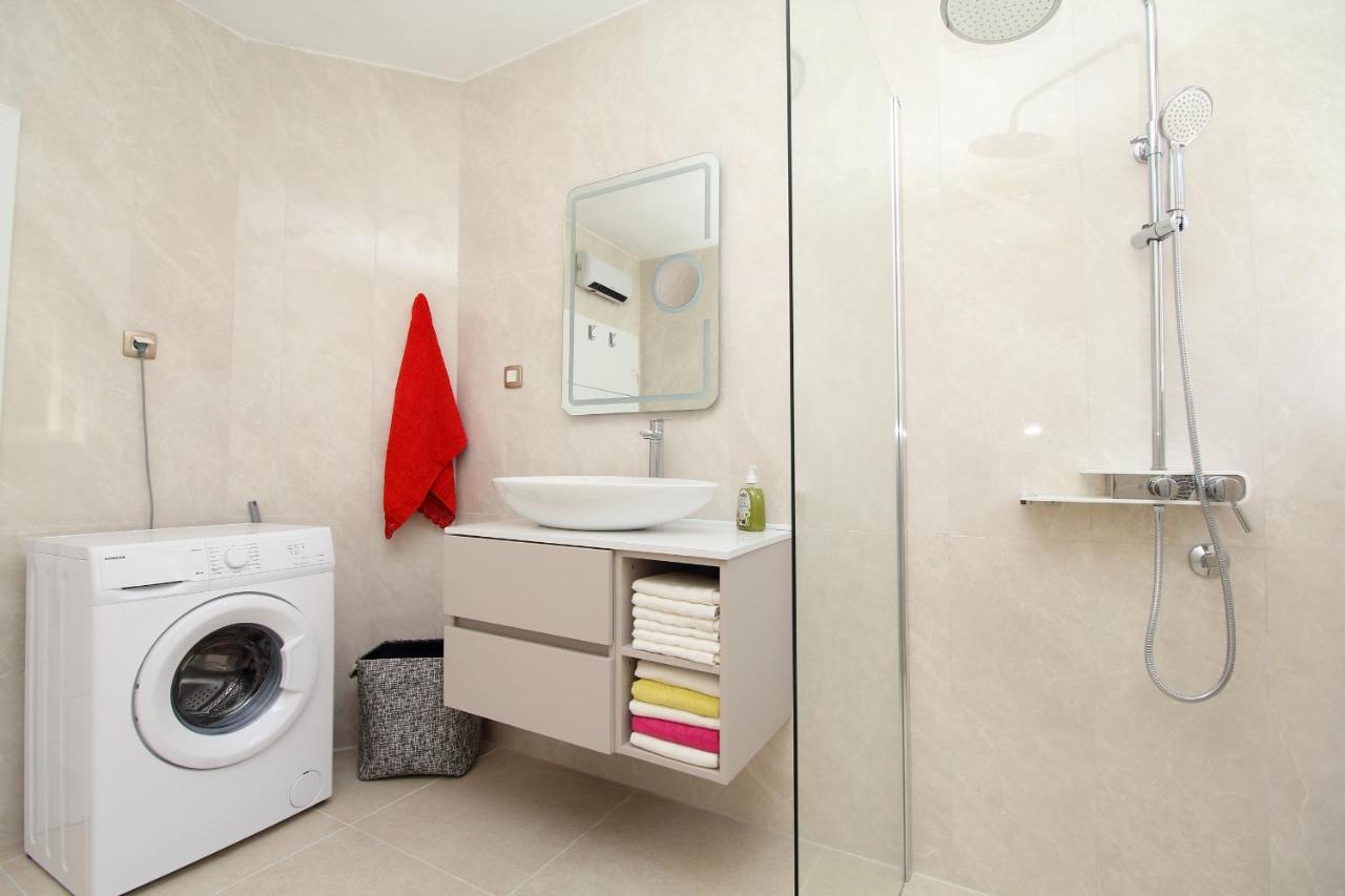 מאקרסקה Apartmani Kike מראה חיצוני תמונה