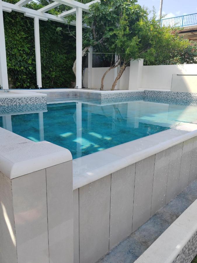 מאקרסקה Apartmani Kike מראה חיצוני תמונה