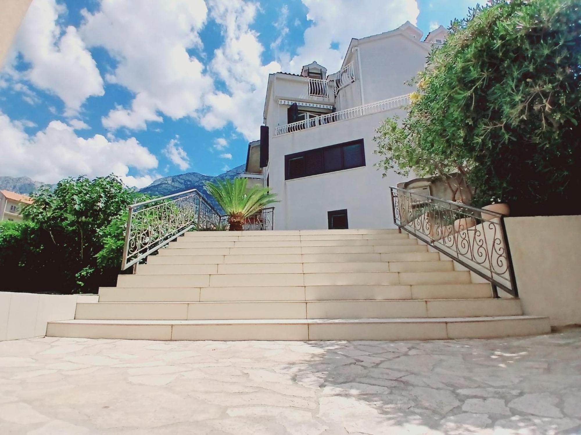 מאקרסקה Apartmani Kike מראה חיצוני תמונה